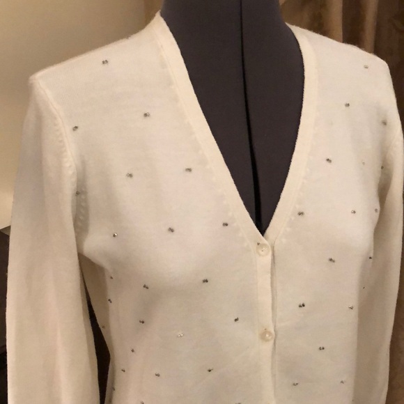 Liz Claiborne Silver Bugle Beaded Ivory Cardigan Size SP - Picture 8 of 8